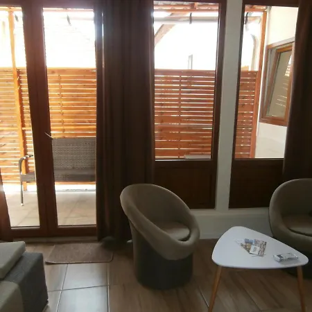 Magnolia Apartment