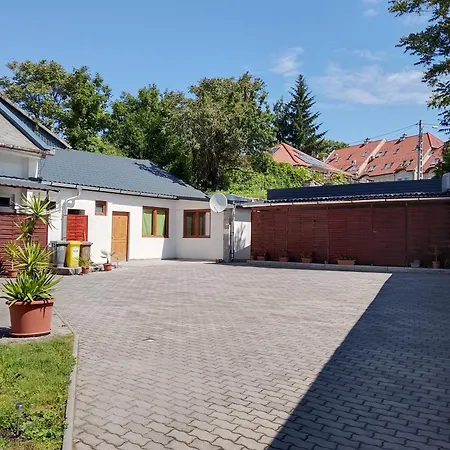 Magnolia Apartman Eger