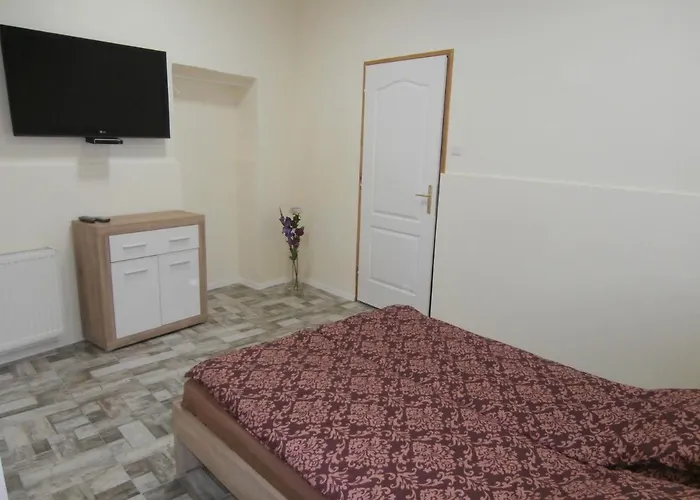 Magnolia Apartman Eger