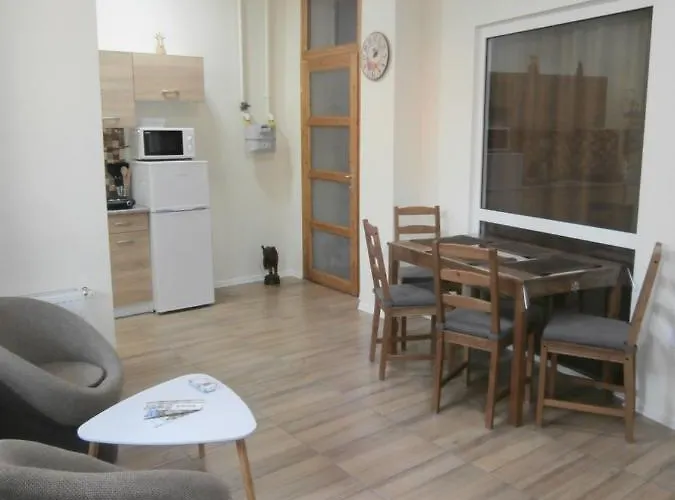 Magnolia Apartman Eger